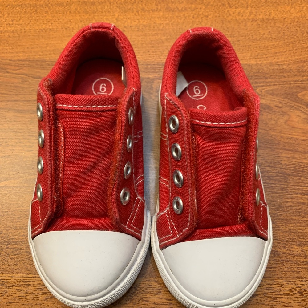 Cat and Jack kids lace free sneakers
